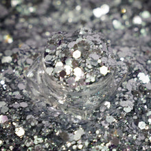  Flashy Fling Glitter | Silver - Glitz Your Life 1